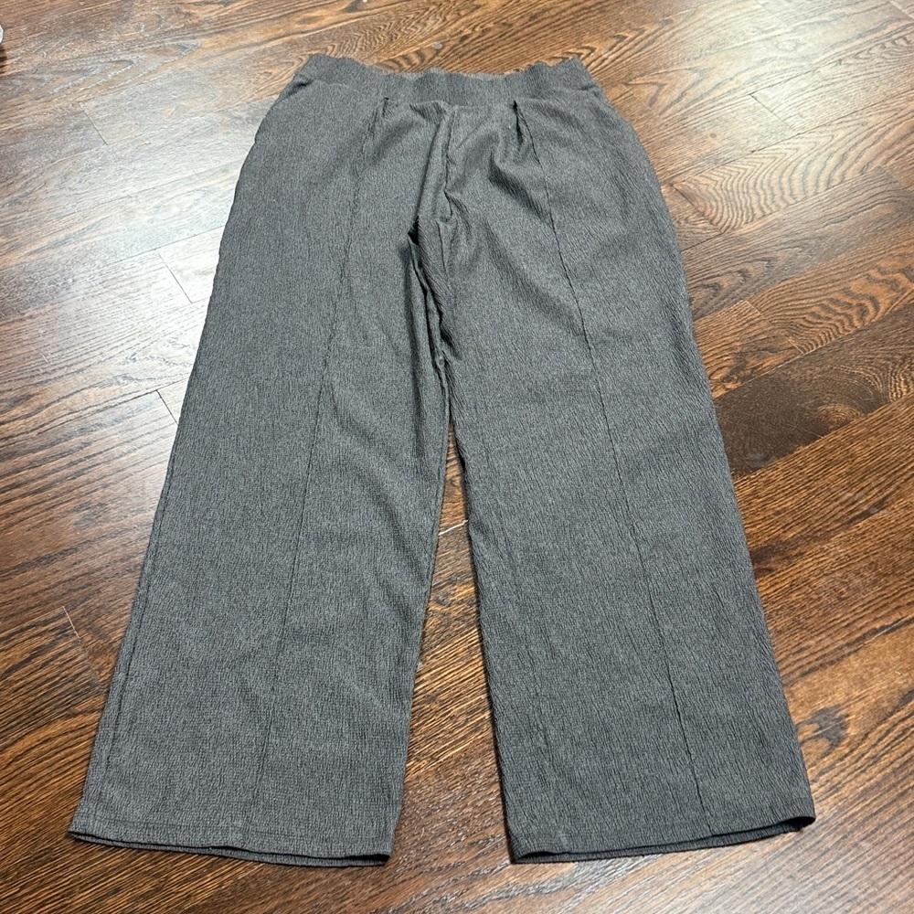 H&M stretchy dress pants size medium - Picture 1 of 7